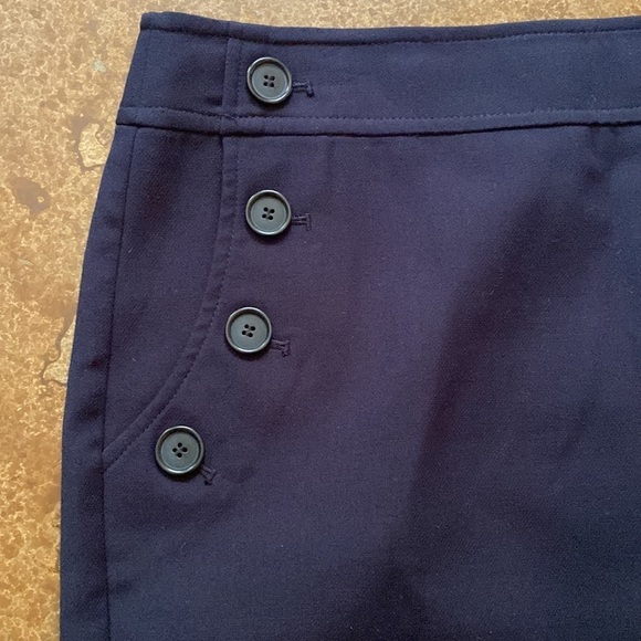 ANN‎ Taylor Loft Navy nautical button front pencil skirt - Picture 2 of 6